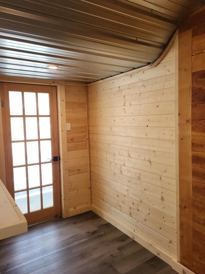 The Orchard Hostel Radium Hot Springs Exterior photo